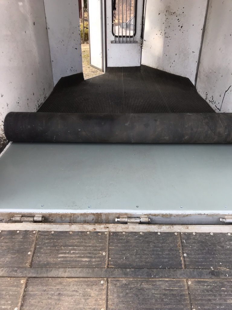 Bottenskiva LDPE Hästtransport