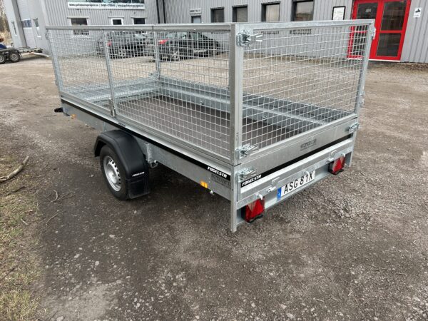 Fogelsta D1000 med grindar -23