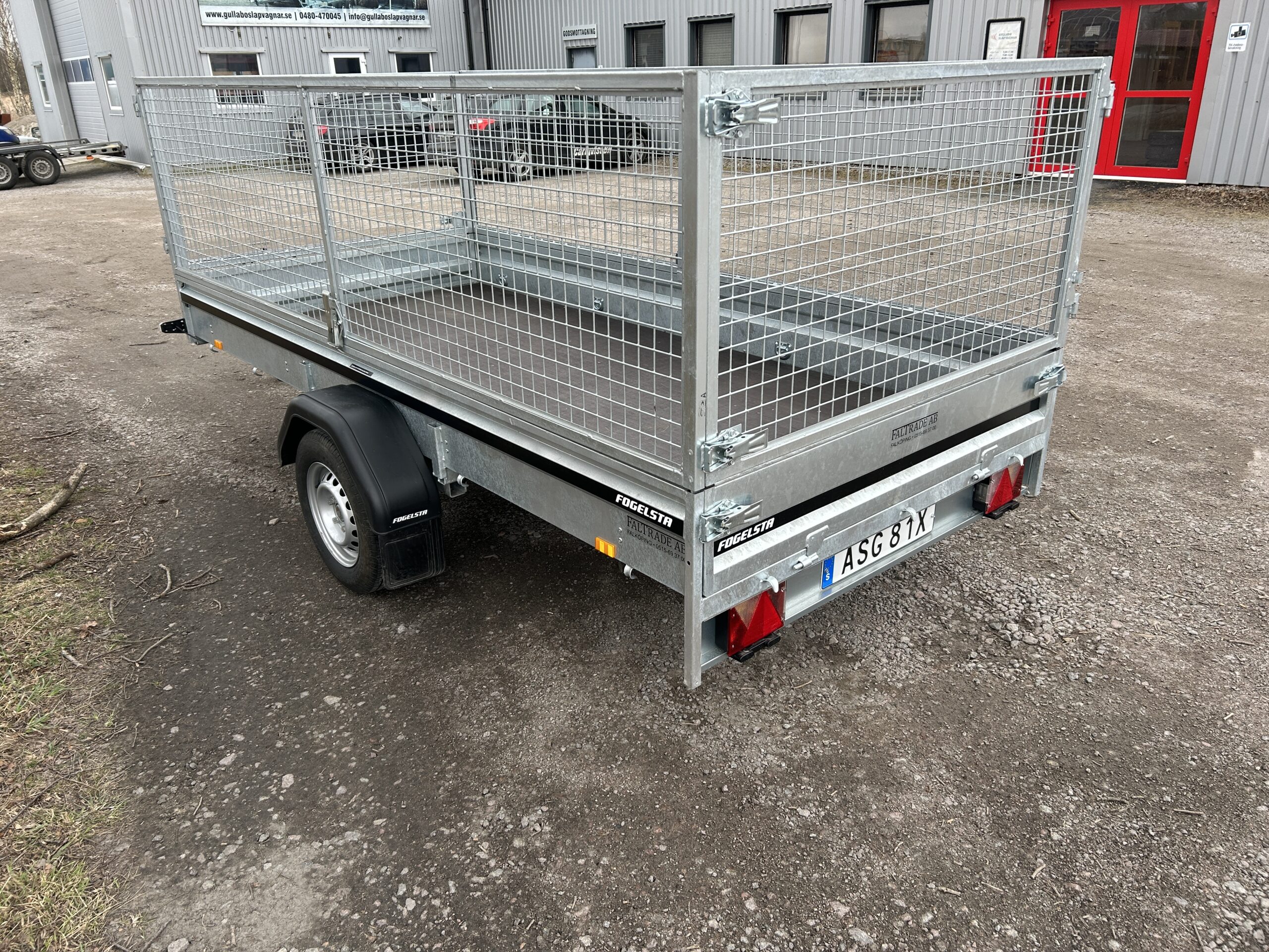 Fogelsta D1000 med grindar -23