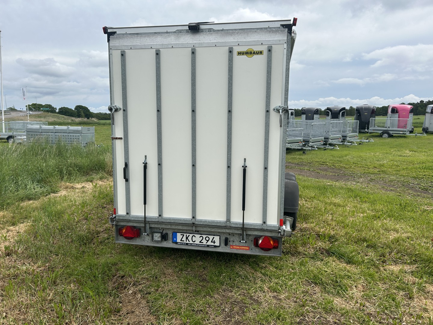 Humbaur HK254218-20PF Cross 2018